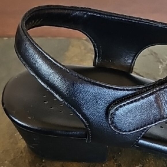 SAS Tripad Comfort Black Leather Open-Toe Sandals Made in USA D6940066 Size 6.5 - Picture 12 of 13